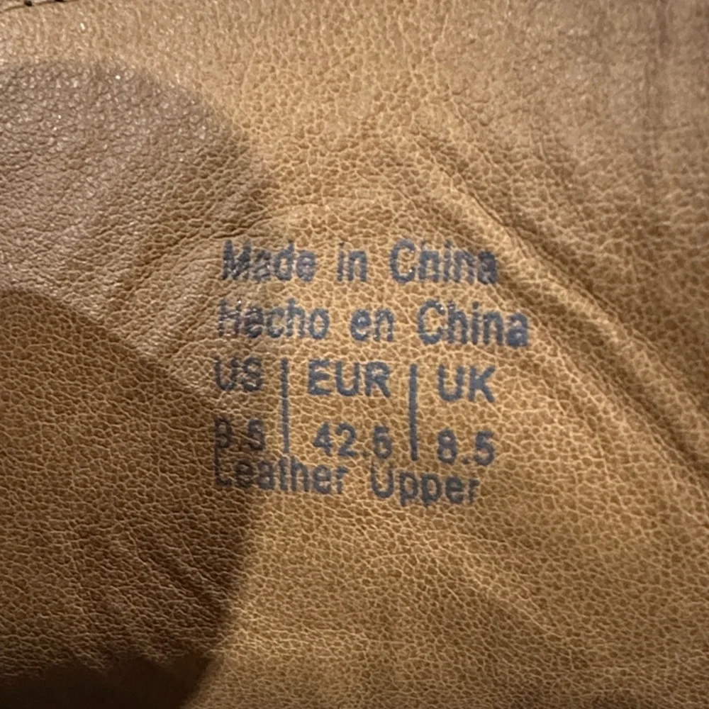 ALDO Black Leather Chukka Boots for Men - Picture 8 of 8